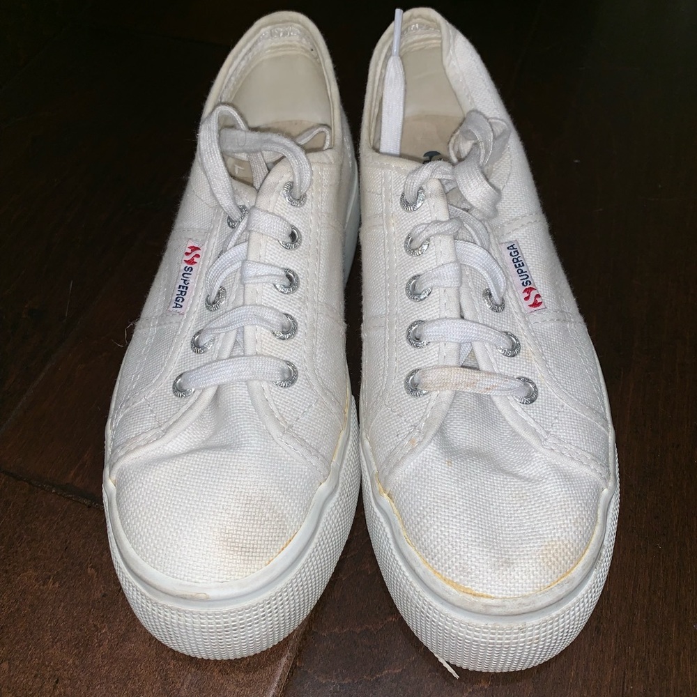 Platform sneakers